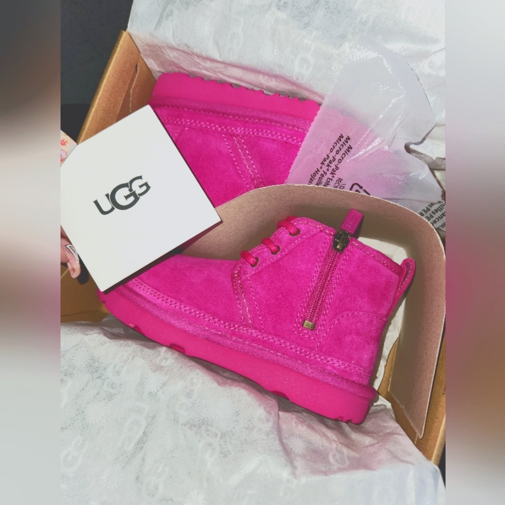 Ugg toddler shoes